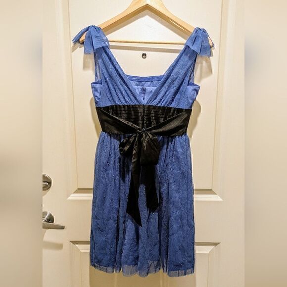 Y2K BCBGMAXAZRIA Size 04 Periwinkle Blue Silk Boned Mini Dress w Beaded Overlay - Picture 7 of 10